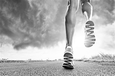 跑不了速度也跑不了距离只有坚持,跑不动是腿力量不够么