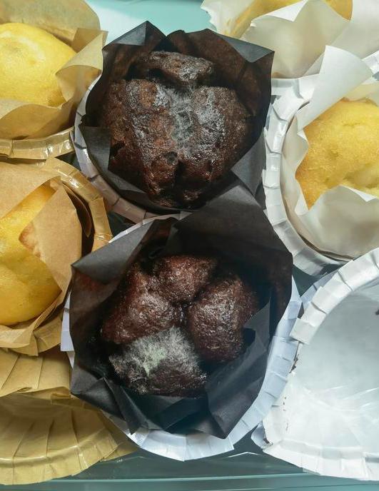 永辉超市被曝卖货发霉面包,永辉超市被曝光名单