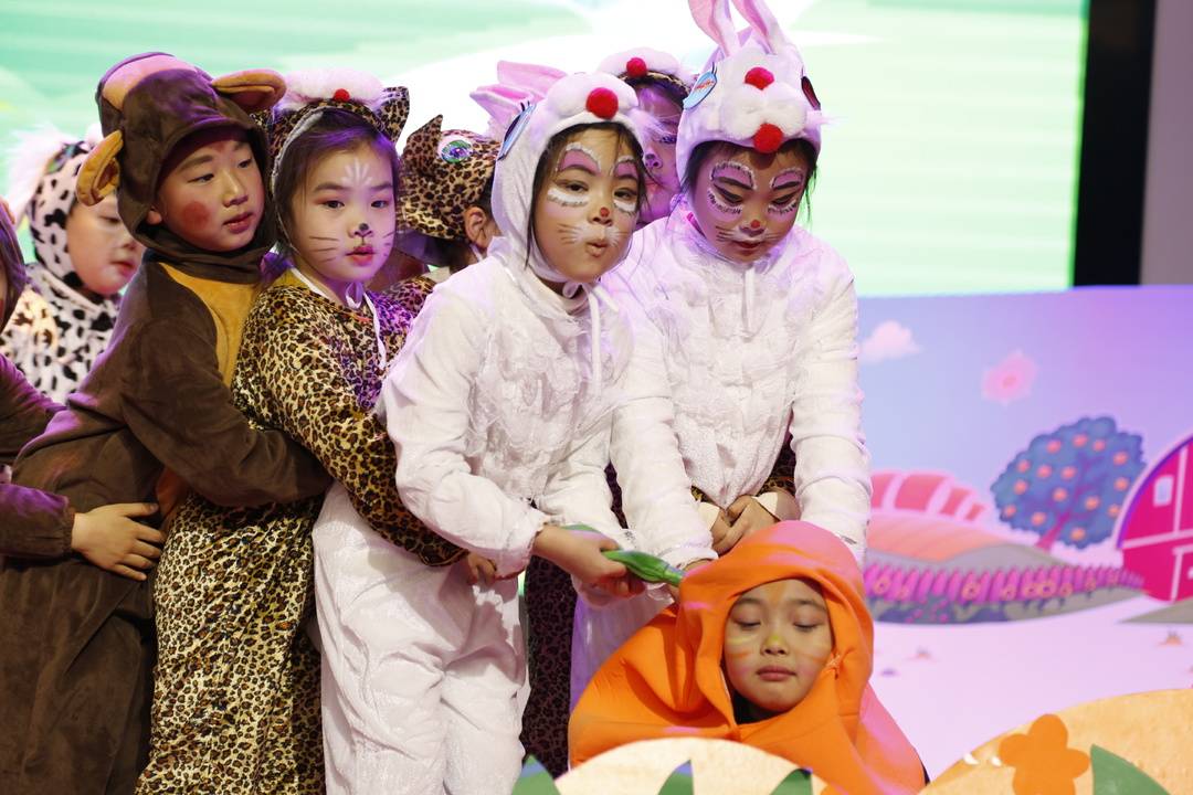 校长来了丨成都外国语学校高新美年校区校长钟灵滋：唤醒每个孩子内心的小马达