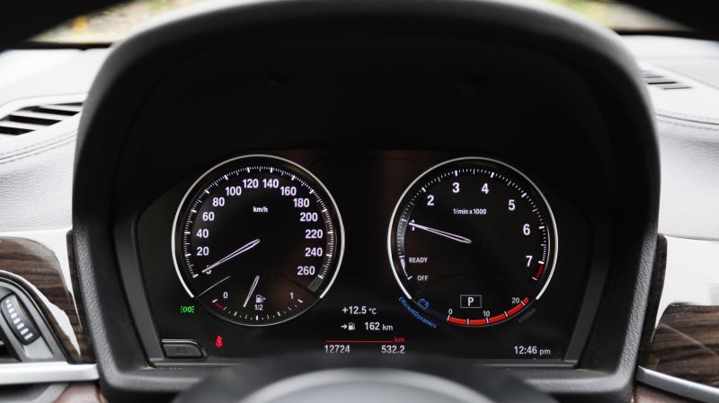 不止性能这么简单深度试驾,颜值升级乐趣加倍自驾体验新bmwx1