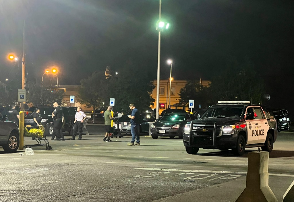 美国血腥周末的原因,美国血腥周末