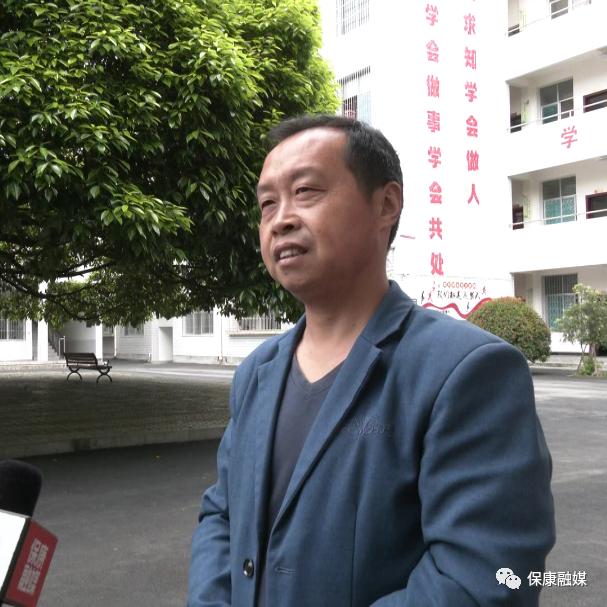 马桥镇中坪小学！不仅书声琅琅，还闻樟树飘香……