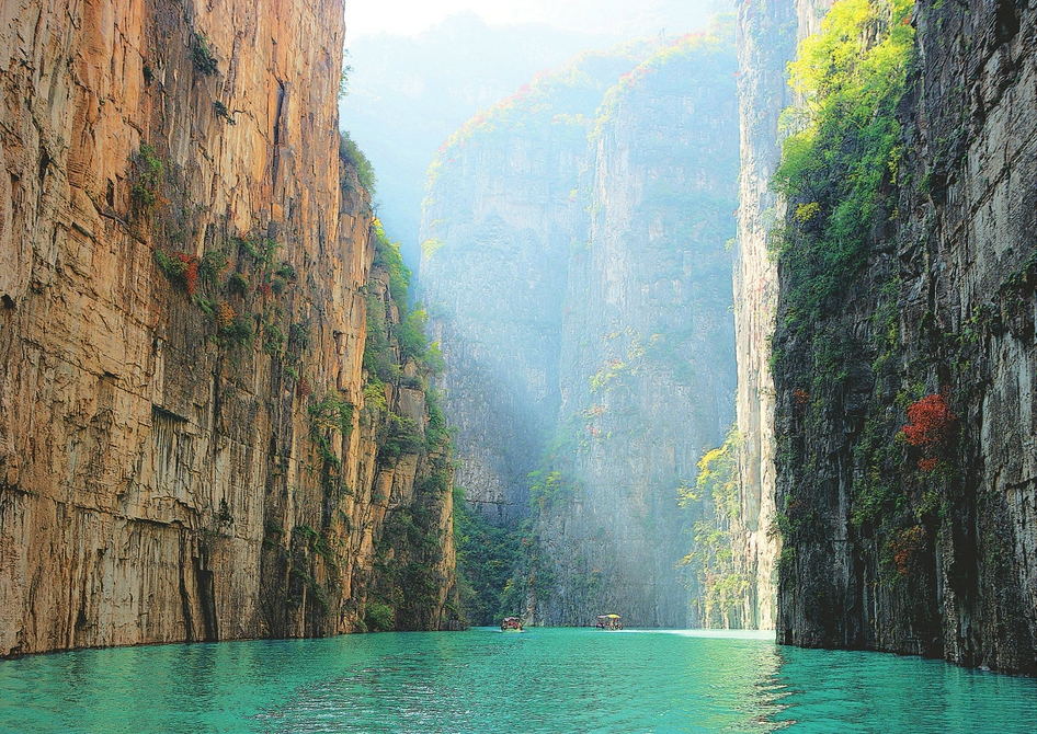 远山如黛近水含烟下一句,远山如黛近水含烟文案