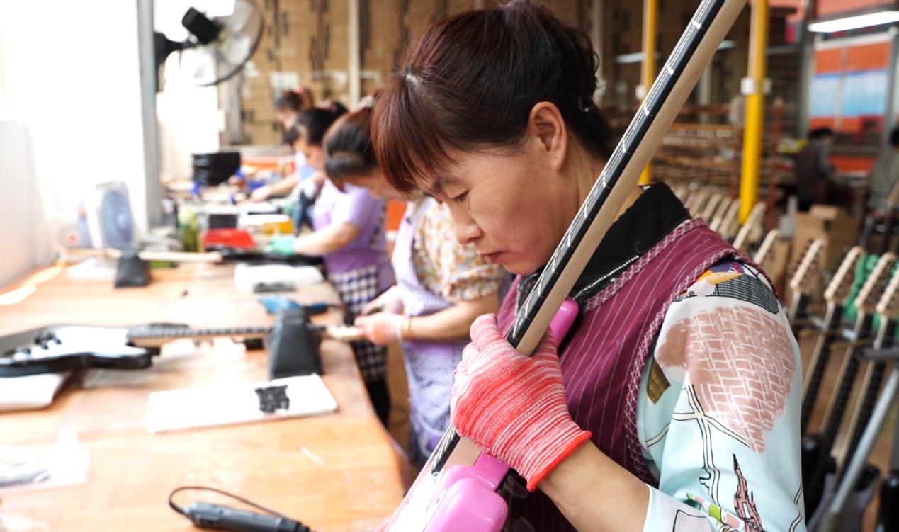 潍有尚品发布会,鄌郚镇吉他