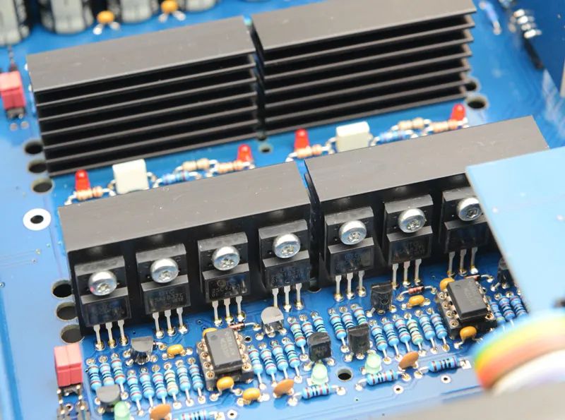 德国湖人ViolectricHPAV550耳放/前级评测