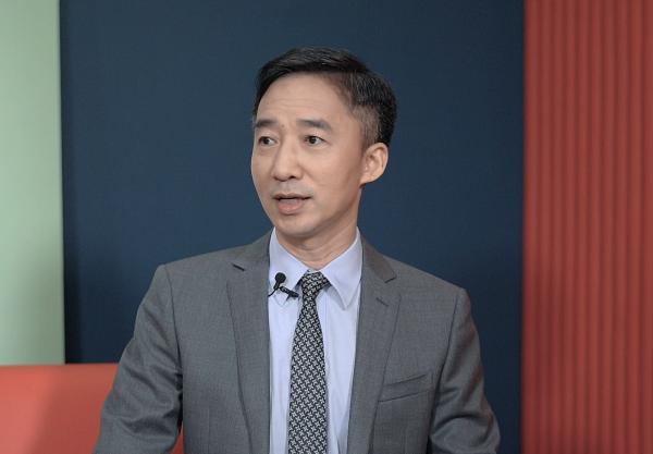 夏天日光暴晒后皮炎怎么办,暴晒后日光性皮炎怎么根治