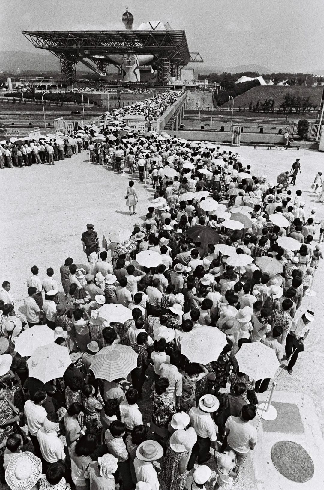 看展览感受变迁参观感想,参观看今朝展厅后的感想