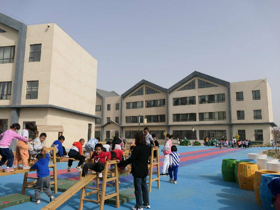 嘉兴教育援疆：倾情改善*疆新**沙雅幼儿园硬件设施和条件