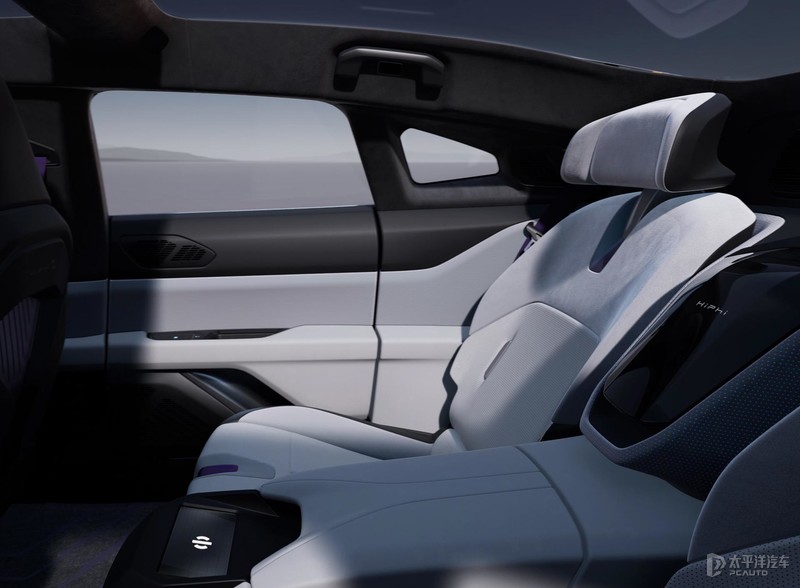 全新哈弗h6混动版,2021款第三代哈弗h6和缤智比较