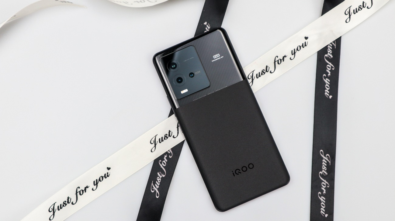 iqoo10旗舰版测评,iqoo10性能测评优缺点