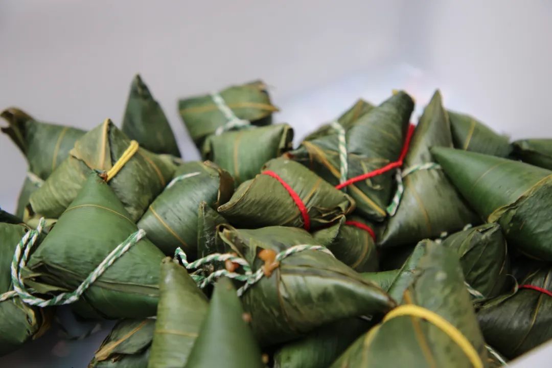 彝族第一村烟花,最火彝族乡