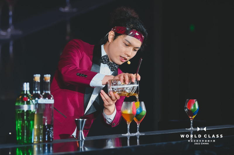 奥斯卡十年后返回史莱克,奥斯卡十年归来和唐三战斗