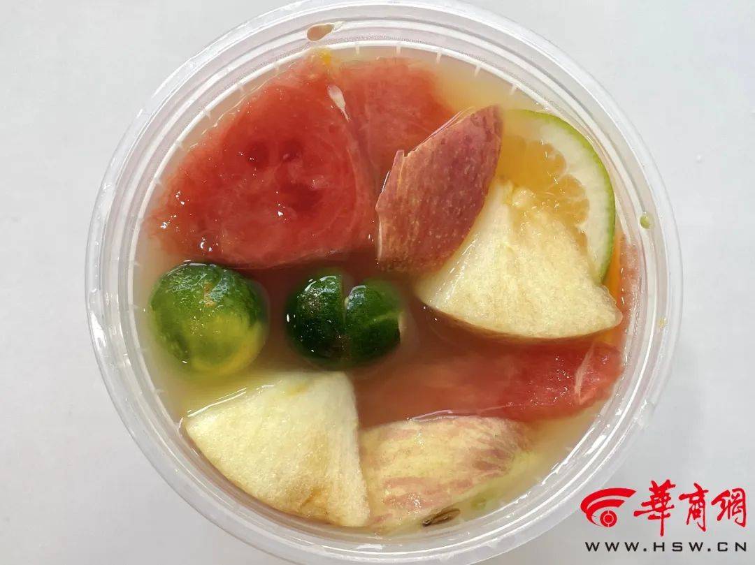 夏日解渴水果茶,今年夏季流行的水果茶