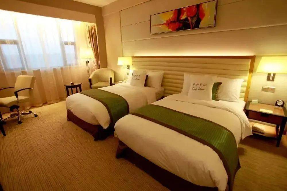 免费住宿活动多久,免费住酒店10天