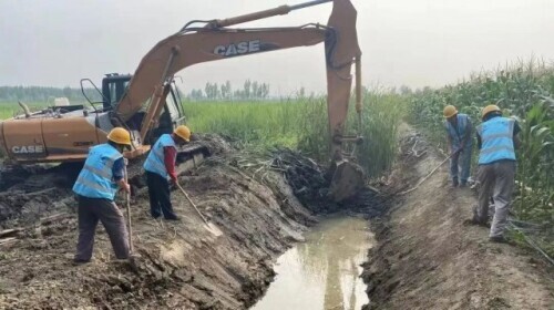 气象局人工降雨火箭弹,降雨无人机