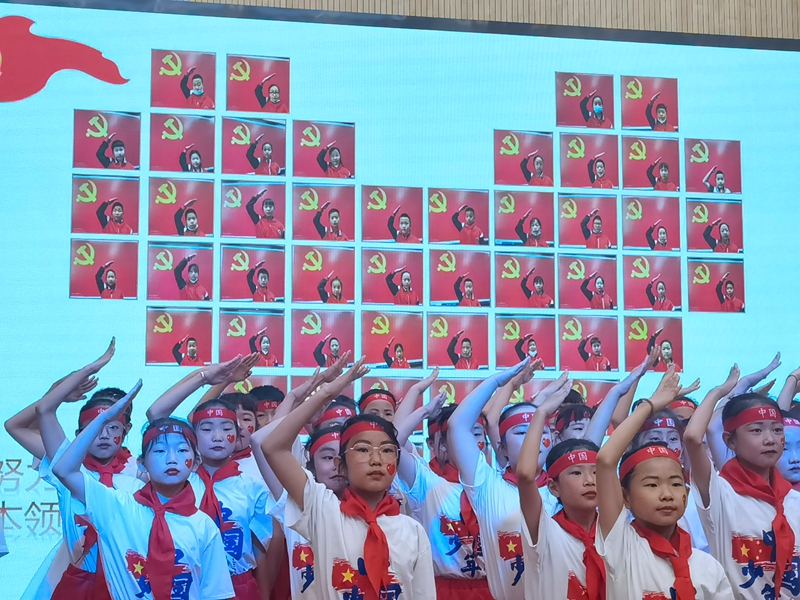 红色教育引领青少年奋勇前行包头市青少年“喜迎二十大”主题教育实践活动丰富多彩