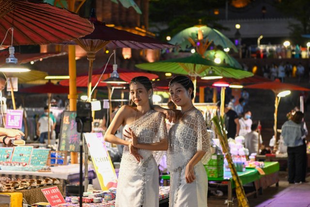 云南下个泼水节哪里举办,云南泼水节的阵型