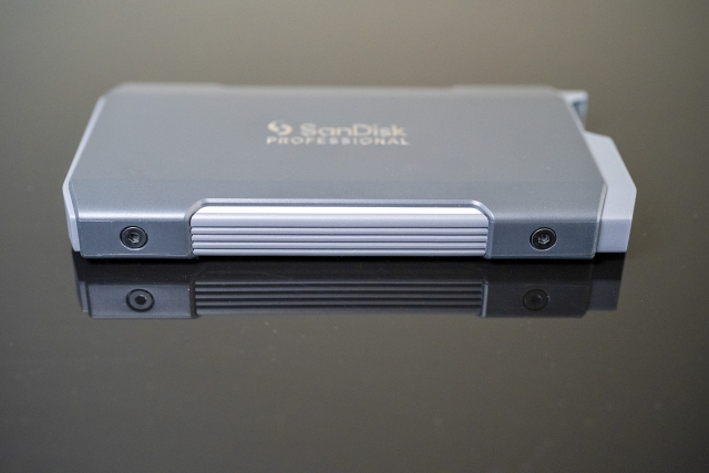 闪迪固态硬盘内部结构,闪迪大师固态硬盘评测