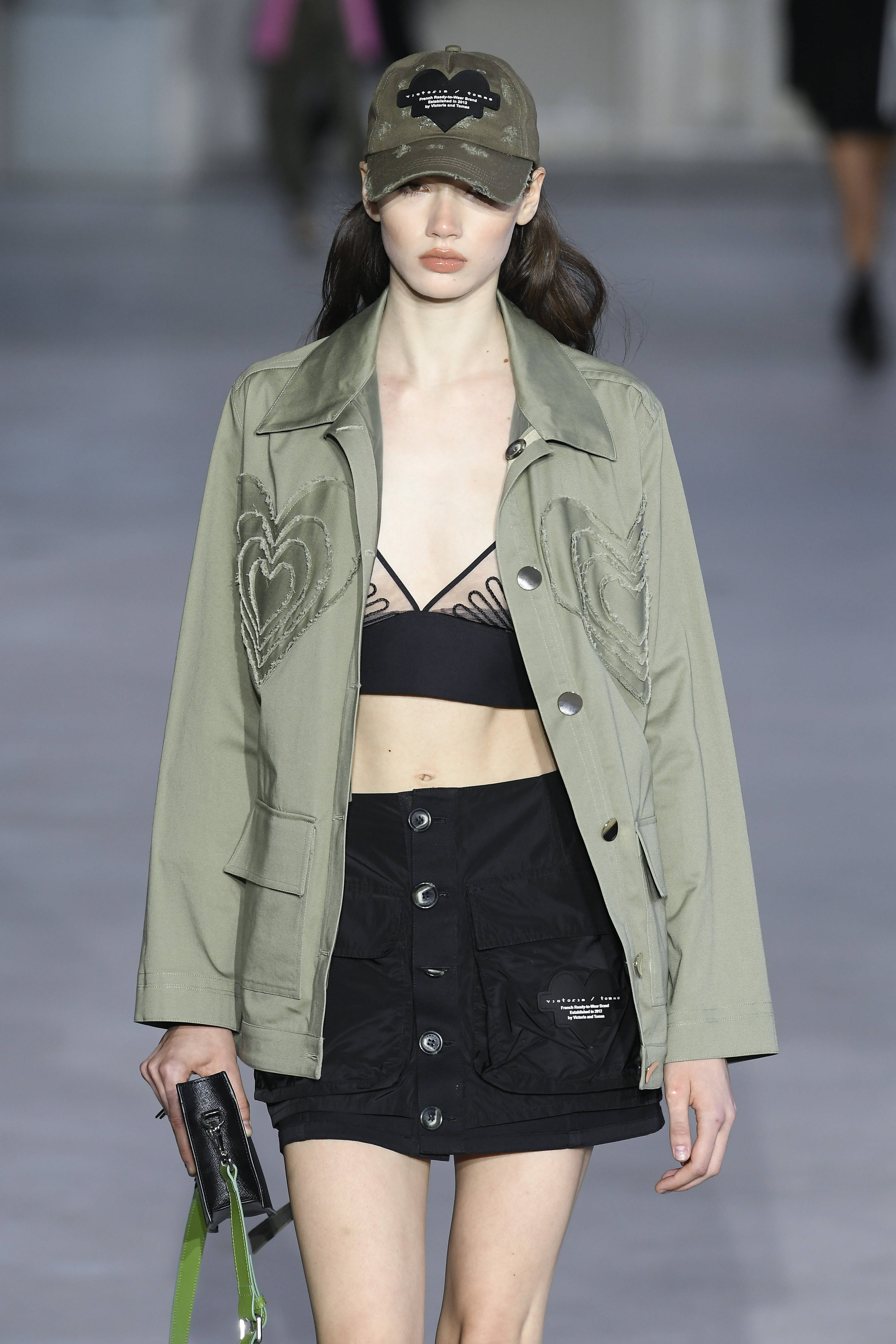 victoriaceretti时装周,victoria春夏2024时装周