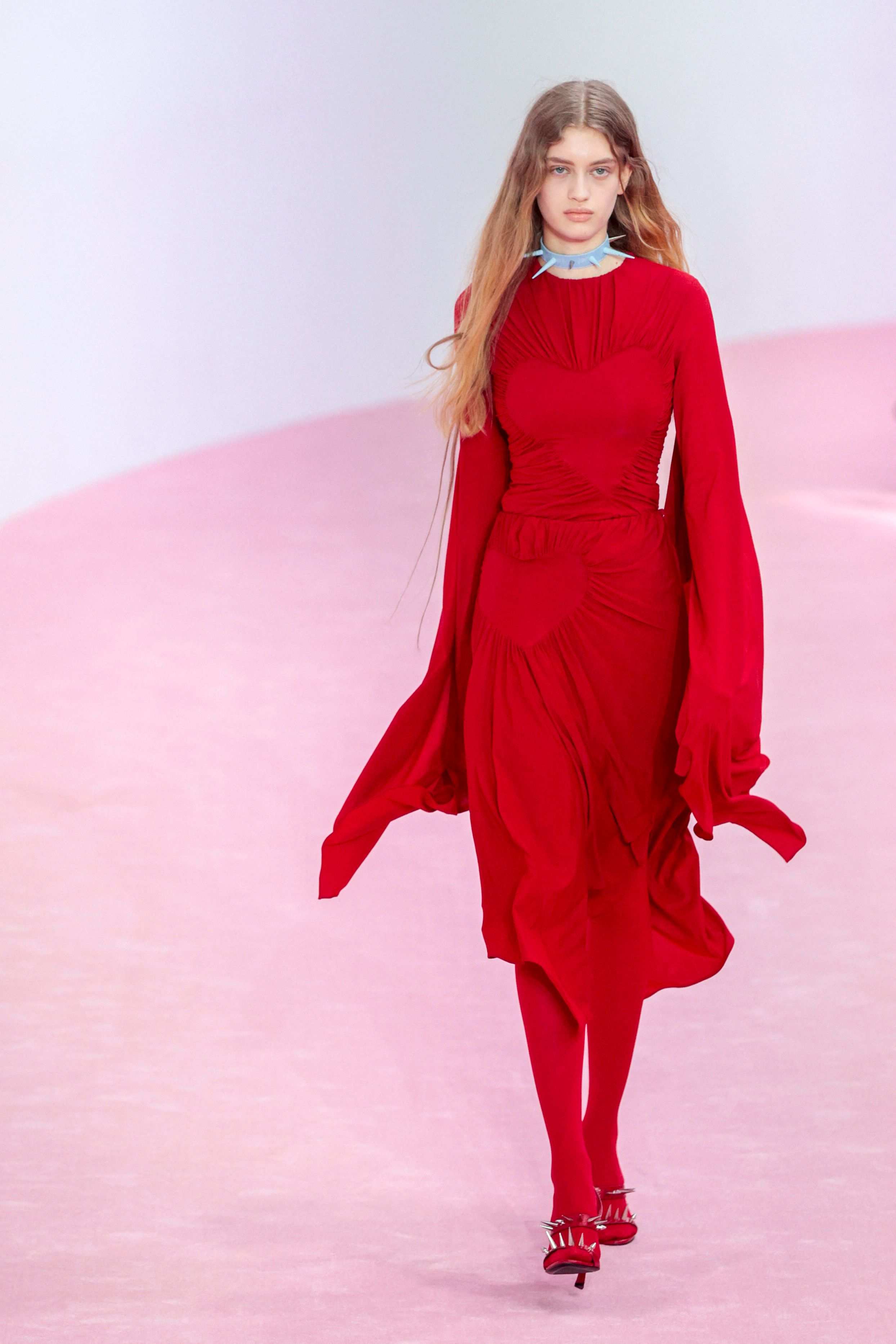 巴黎时装周ninaricci品牌时装秀,巴黎时装秀acne2023秋冬