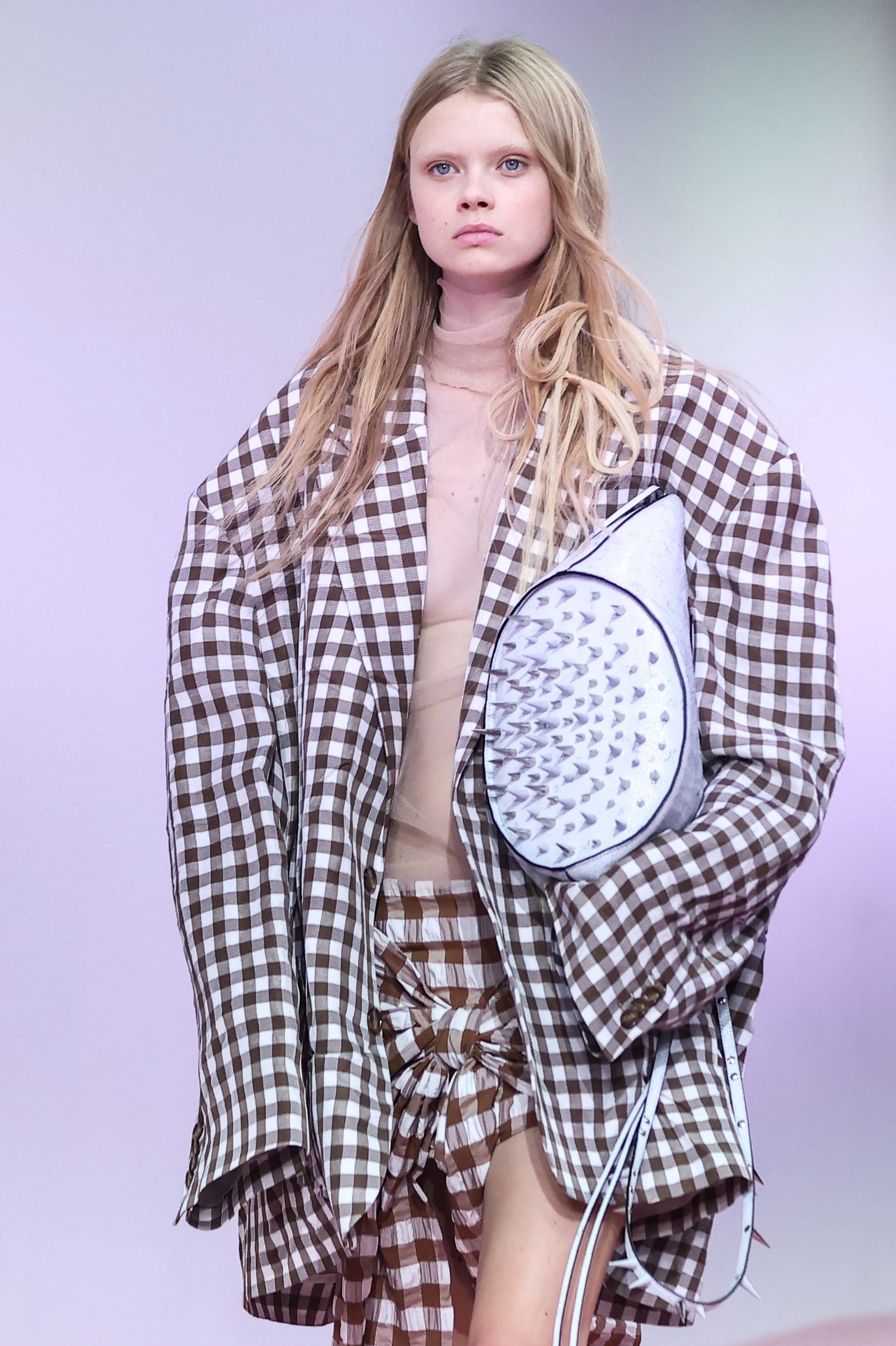 国际奢侈品牌时装秀,外代二线莫斯科