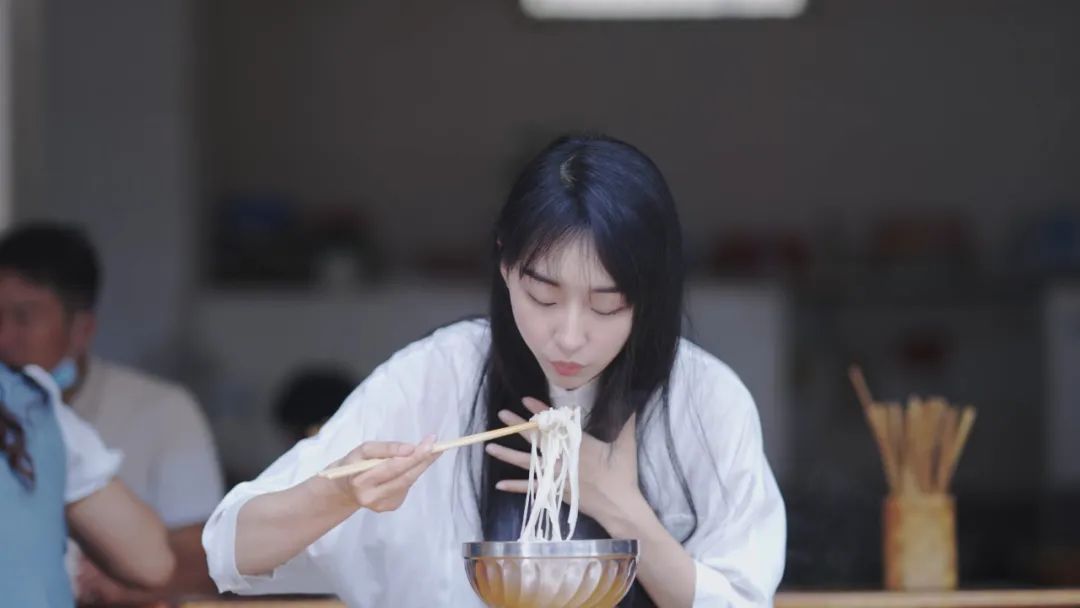 到芒市旅游有什么好吃的推荐,德宏芒市美食必吃