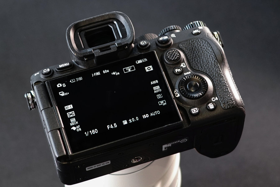 索尼alpha7rv,索尼alpha7v微单体验发布