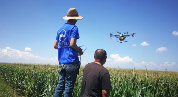 让青春在乡村振兴中绽放出彩,在田野上跑好乡村振兴接力棒