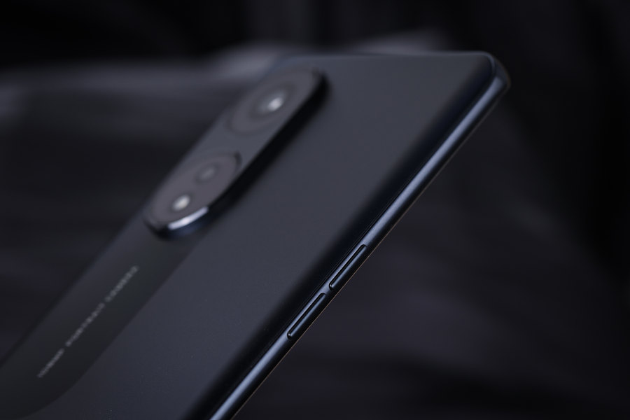 预算3000多一点哪款手机值得入手,推荐几款2000以内值得购买的手机