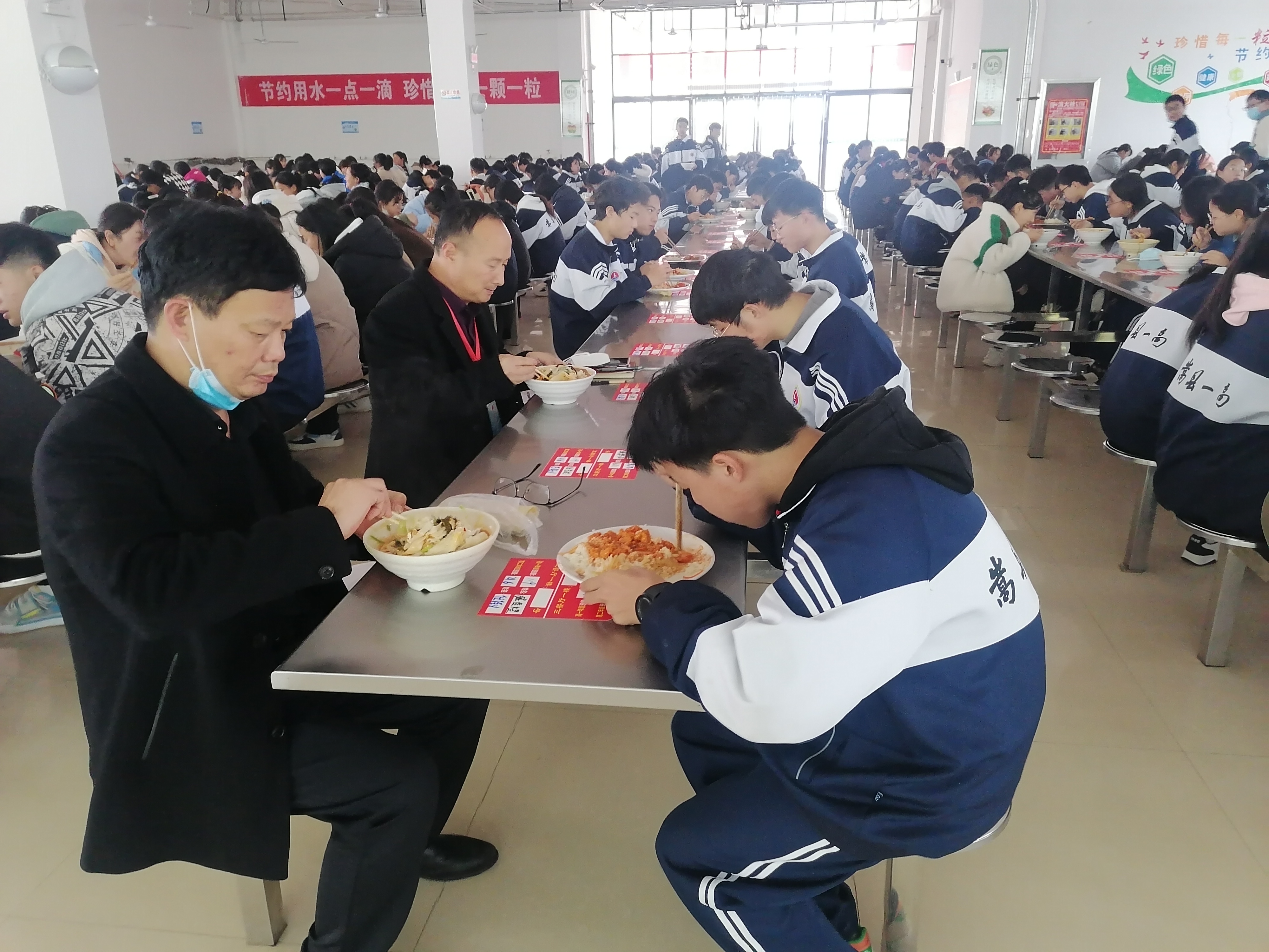 嵩县一高2023届300天誓师大会,洛阳市伊川县一高誓师大会