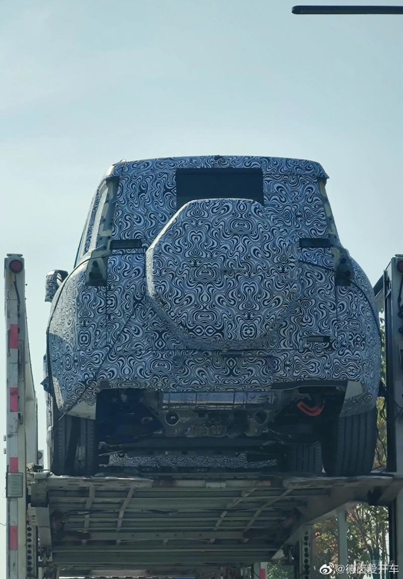 比亚迪新款r1,比亚迪最新车型对标奔驰