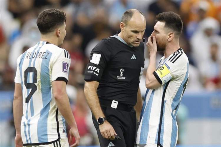 “小公主”本是执法世界杯决赛的头号热门，可惜荷阿大战自毁前程