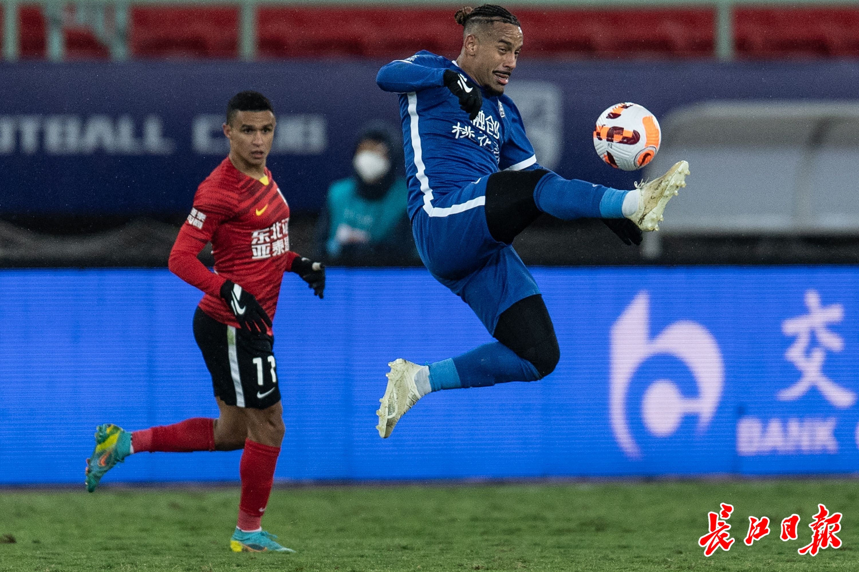 中超武汉三镇vs青岛海牛首发,中超天津津门虎vs武汉三镇集锦