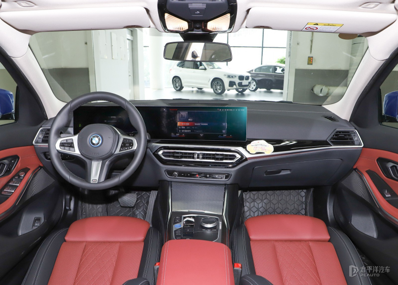 同级20-30万元纯电豪华轿车怎么选,想选一款空间好的车买它准没错