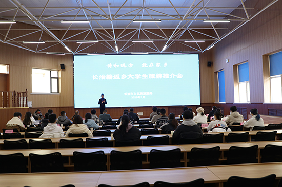 远山如黛近水含烟下一句,远山如黛近水含烟文案