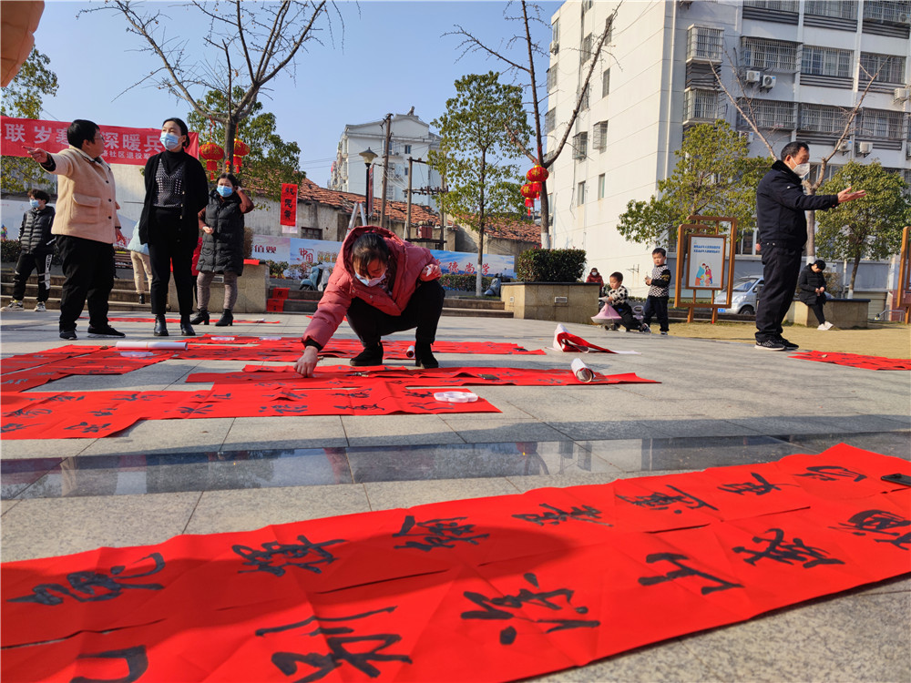 感受幸福年味的春联,农村年味春联大全