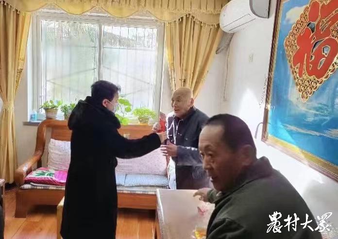 新春走基层|百岁老人过生日，各路亲戚云祝福