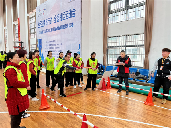 嗨起来这场社区运动会精彩纷呈,湘潭趣味运动会