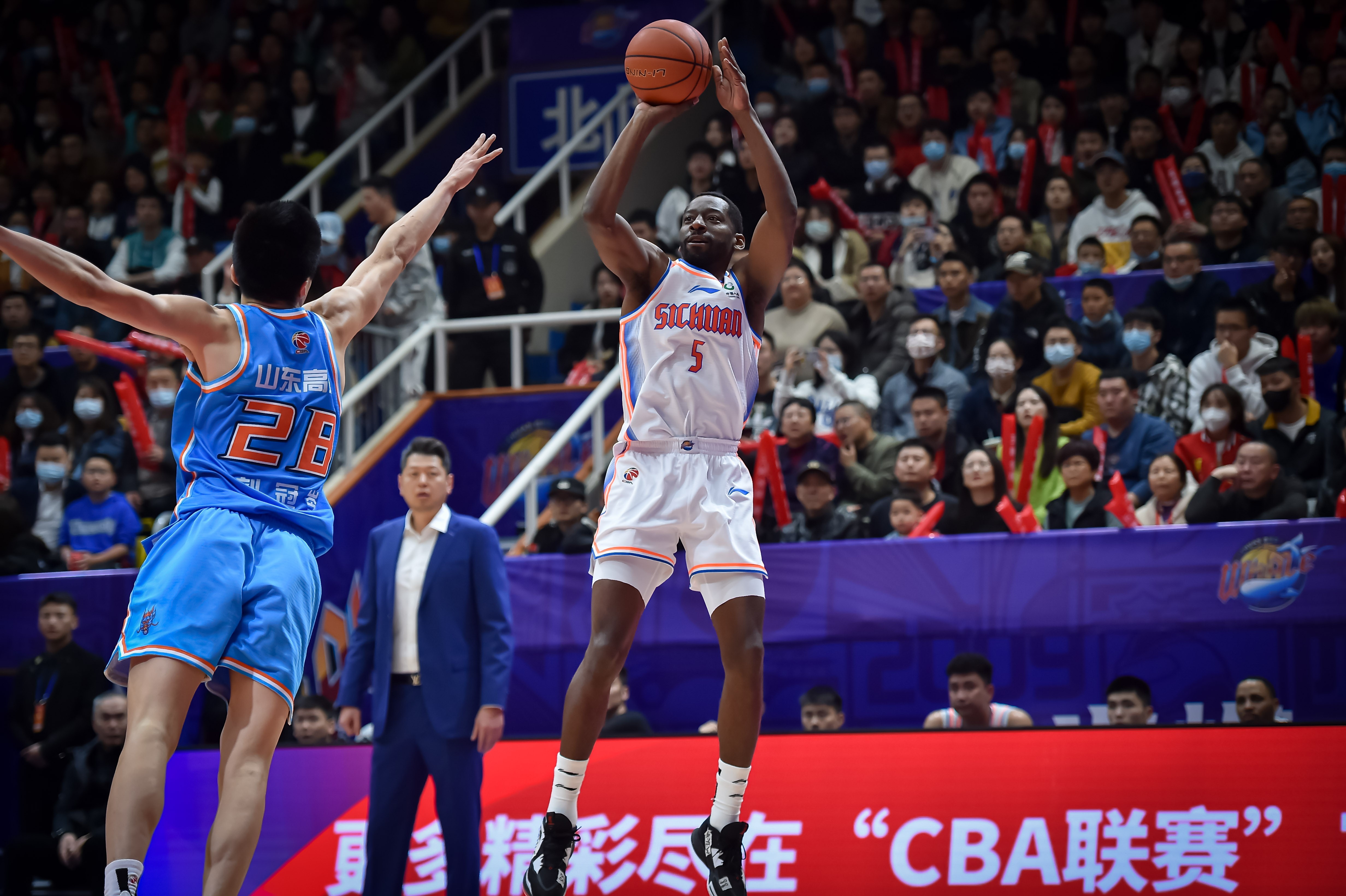 CBA第三十六轮回顾：*疆新**回归首战不利，东阳光力克领头羊