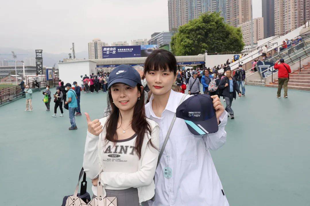 一马粉丝团现场见证新任打吡王诞生，2023年香港打吡大赛完赛！