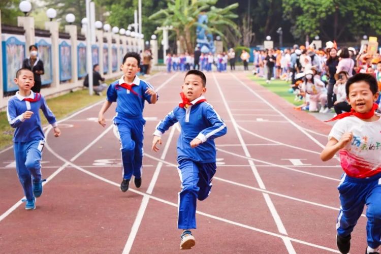 奔跑吧少年中小学生运动会开幕式,奔跑吧少年阳光足球赛