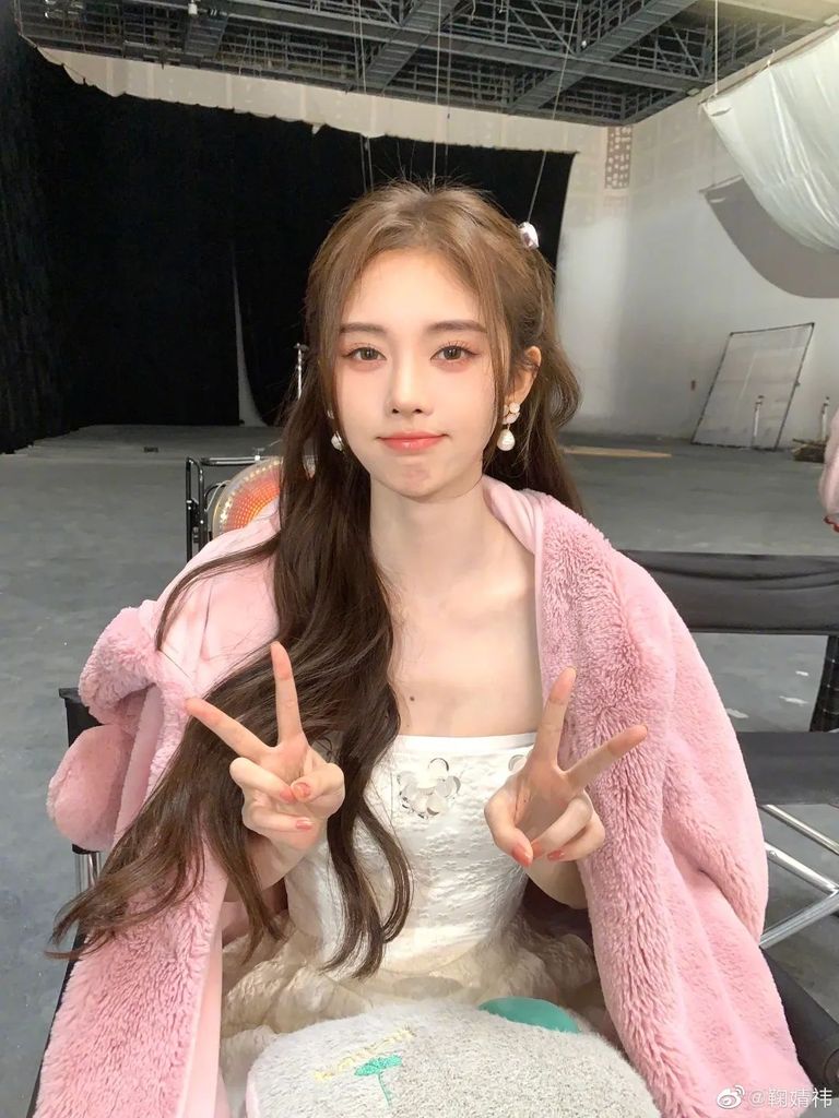 王子文唇妆教程,王子文口红画法