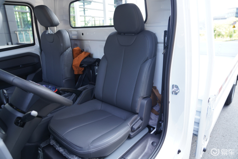 五菱龙卡评测,五菱龙卡体验