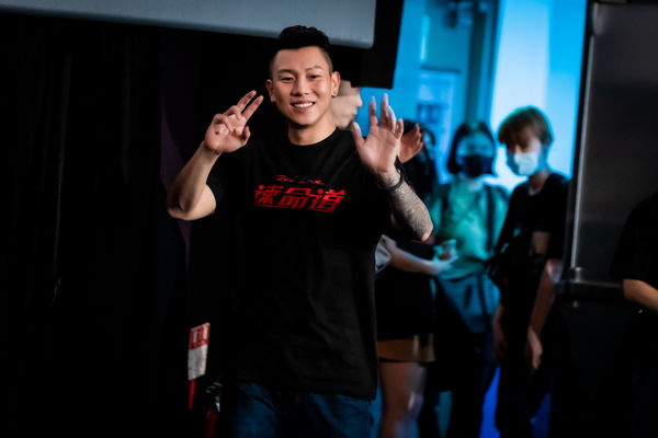 ella陈嘉桦和瘦子吻戏花絮,ella幕后花絮