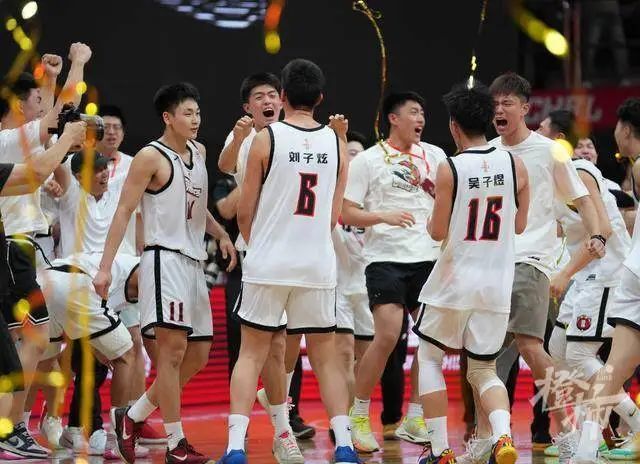 鍥炴郸涓鐢风骞冲潎韬珮,鍥炴郸鍒濅腑鐢风韬珮