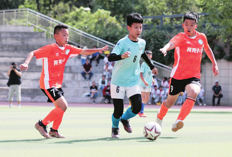 男女足都夺冠,男女足对抗赛