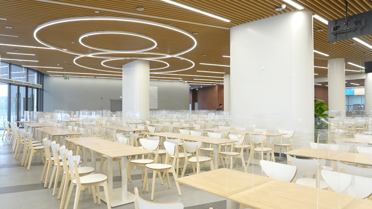 深外高中园的办学特色,深外高中园和深实验高中园对比