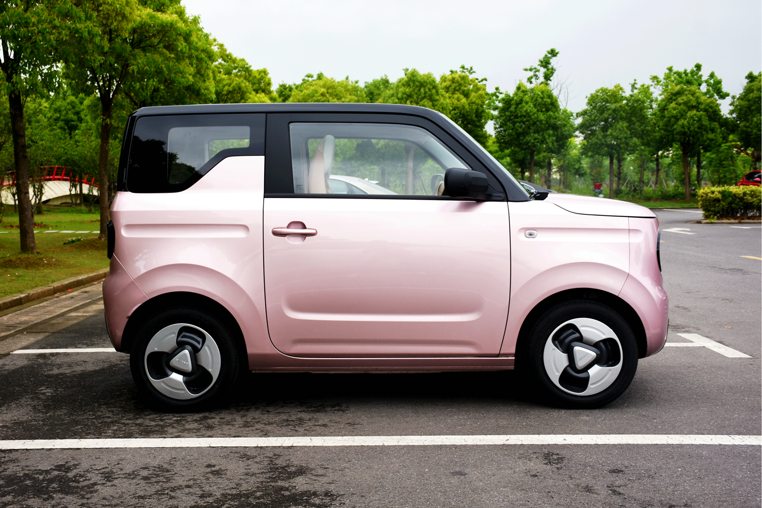 观网测评|吉利熊猫mini：我有快充，势如破竹