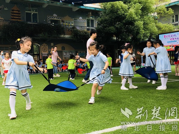 庆六一同心共成长,庆六一追忆童年美好时光