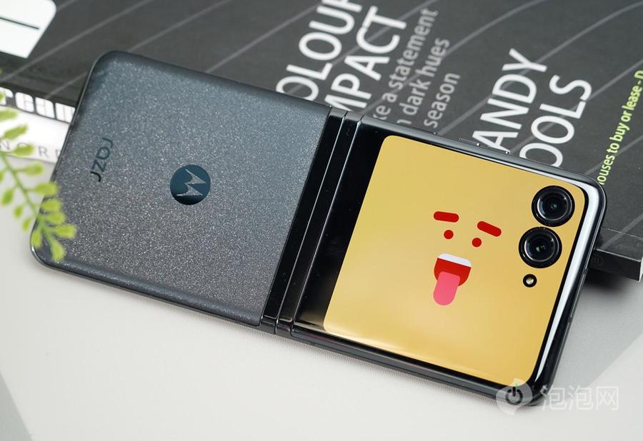 motorazr40ultra折叠屏测试,motorazr40ultra双卡测评